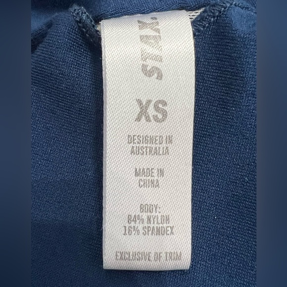 Stax Strappy Women's Nandex Sports Top Pristine Condition Navy Blue Size XS - Picture 4 of 4